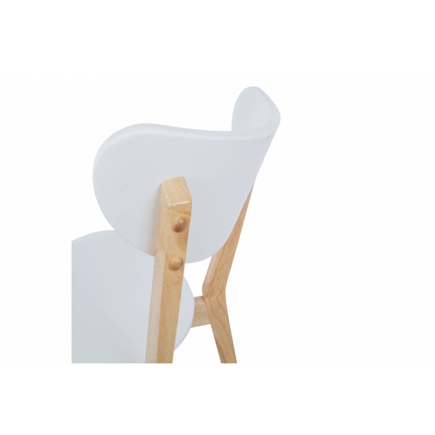 silla nordica de madera